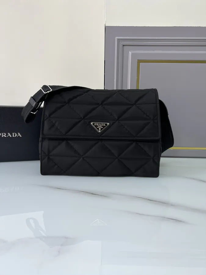 New P750 Letter Clutch in 1BD256 Pattern