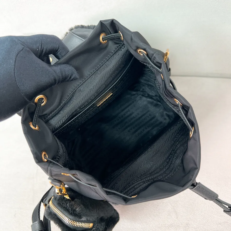 P700 2023 Autumn New Drop Cloth Nylon & Fuzzy Backpack 1bz074