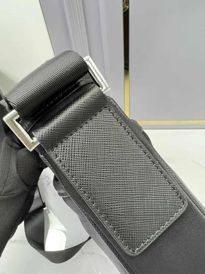 P480 Nylon Messenger Bag 2VH797