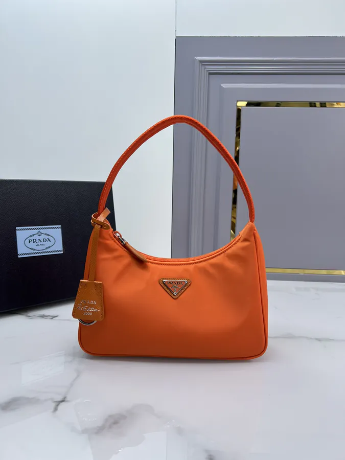 1ne515 Re Edition 2000 Orange Hobo Crossbody Bag