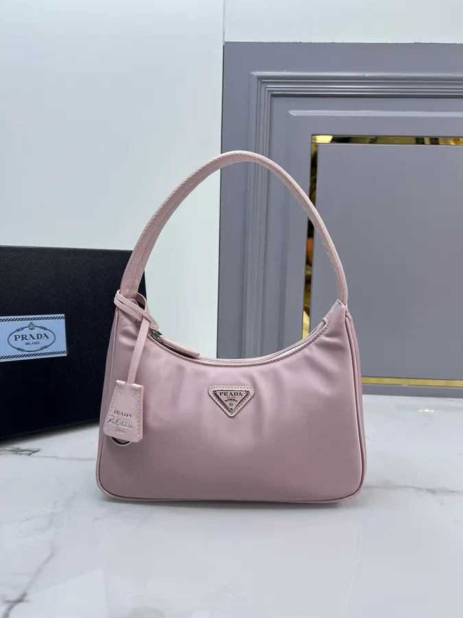 1ne515 Re Edition 2000 Snow Pink Hobo Crossbody Bag