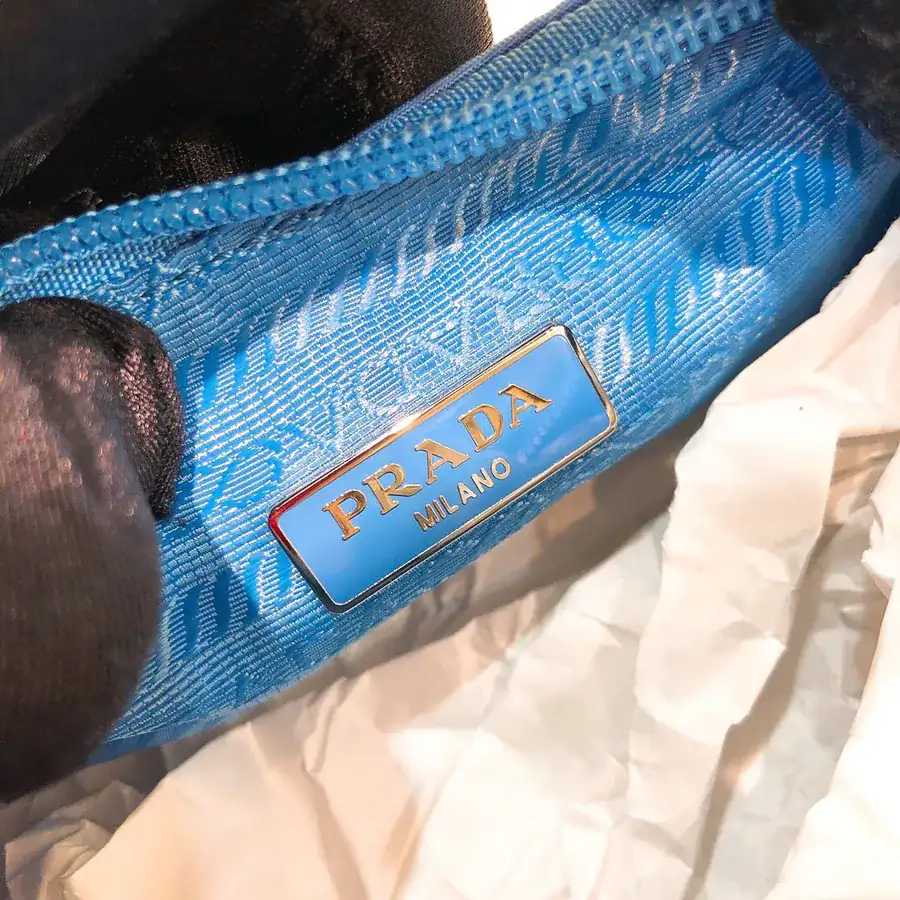 1ne515 Re Edition 2000 Hobo Crossbody Bag