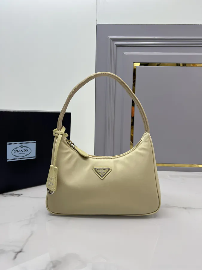 1ne515 Re Edition 2000 Desert Color Hobo Crossbody Bag