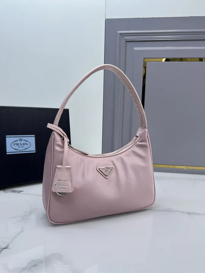 1ne515 Re Edition 2000 Snow Pink Hobo Crossbody Bag