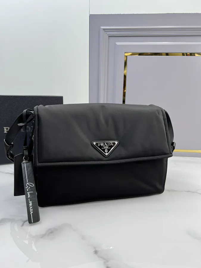 P630 New Arrival Hobo Bag in Desert Color
