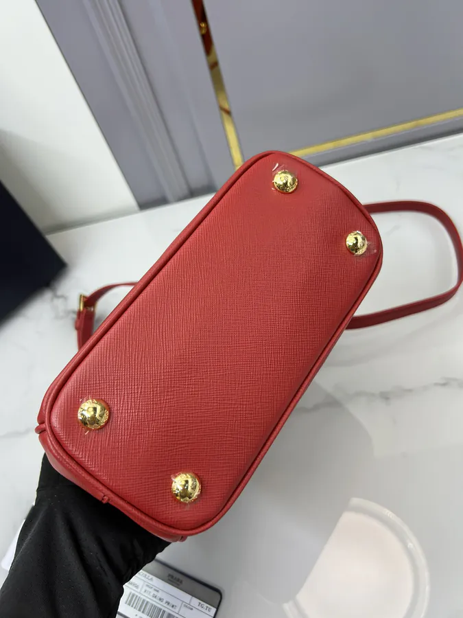 P750 Galleria Handbag Mini Killer Bag with Detachable Strap