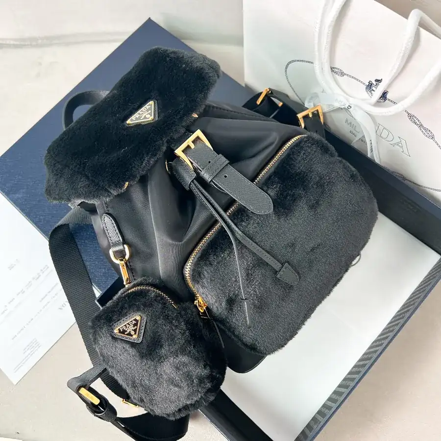 P700 2023 Autumn New Drop Cloth Nylon & Fuzzy Backpack 1bz074