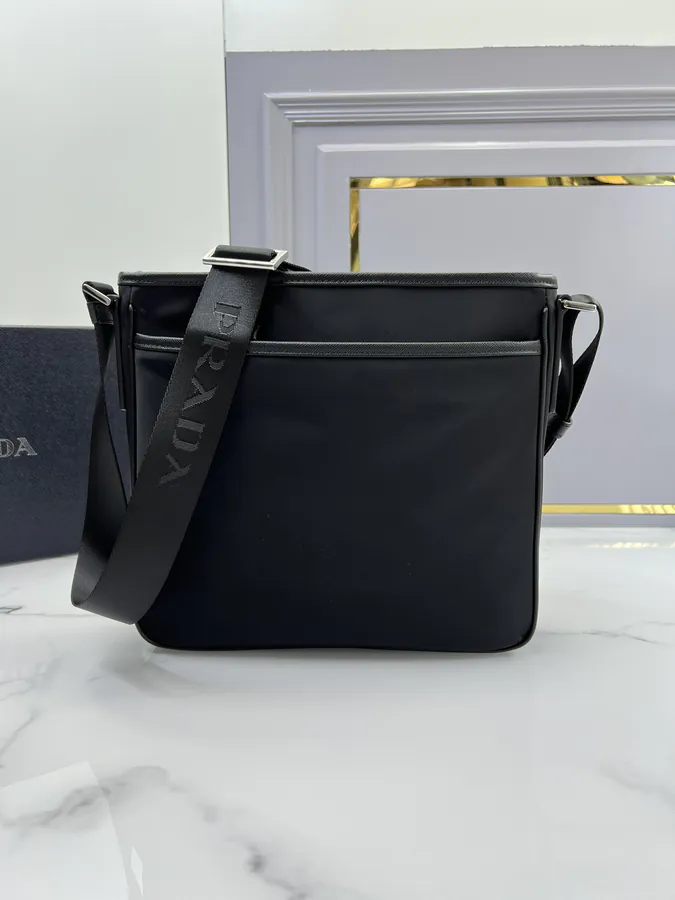 P480 Nylon Messenger Bag 2VH797