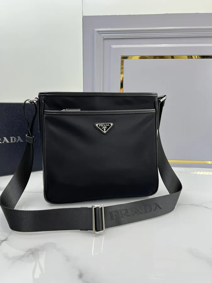 P480 Nylon Messenger Bag 2VH797