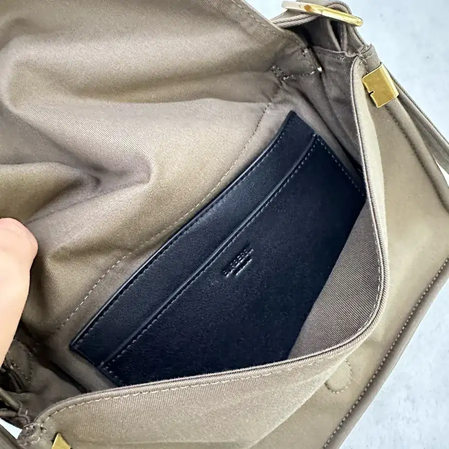 New Trench Crossbody Bag in Hunter Beige