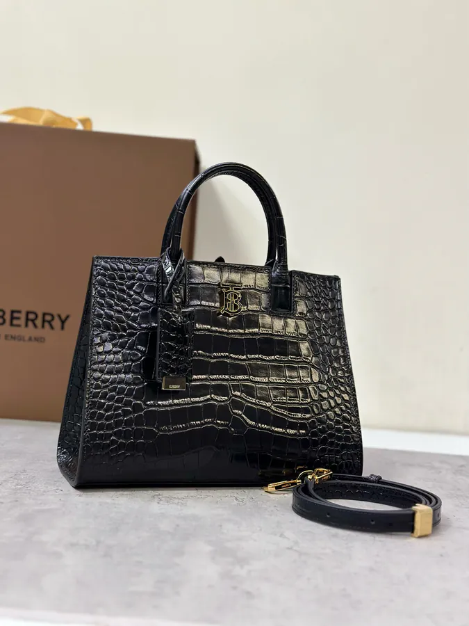 B Family 550 Minimalist Tote Bag with Crocodile Grained Leather