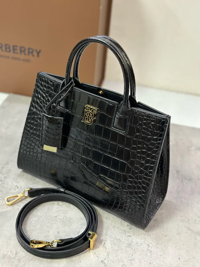 B Family 550 Minimalist Tote Bag with Crocodile Grained Leather