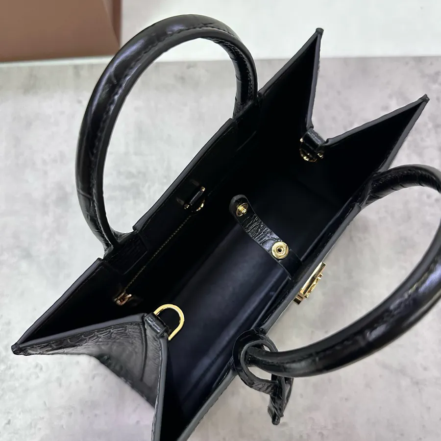 B Family 550 Minimalist Tote Bag with Crocodile Grained Leather