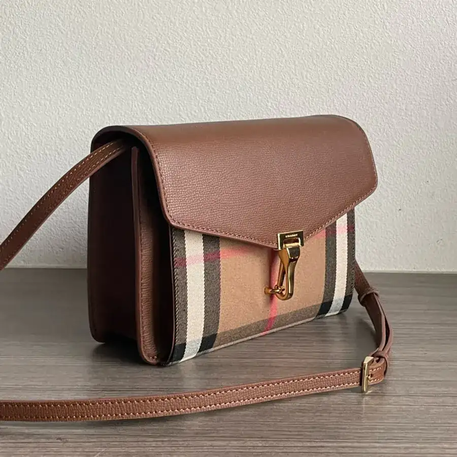 P450 B Grain Leather and House Check Pattern Crossbody Bag