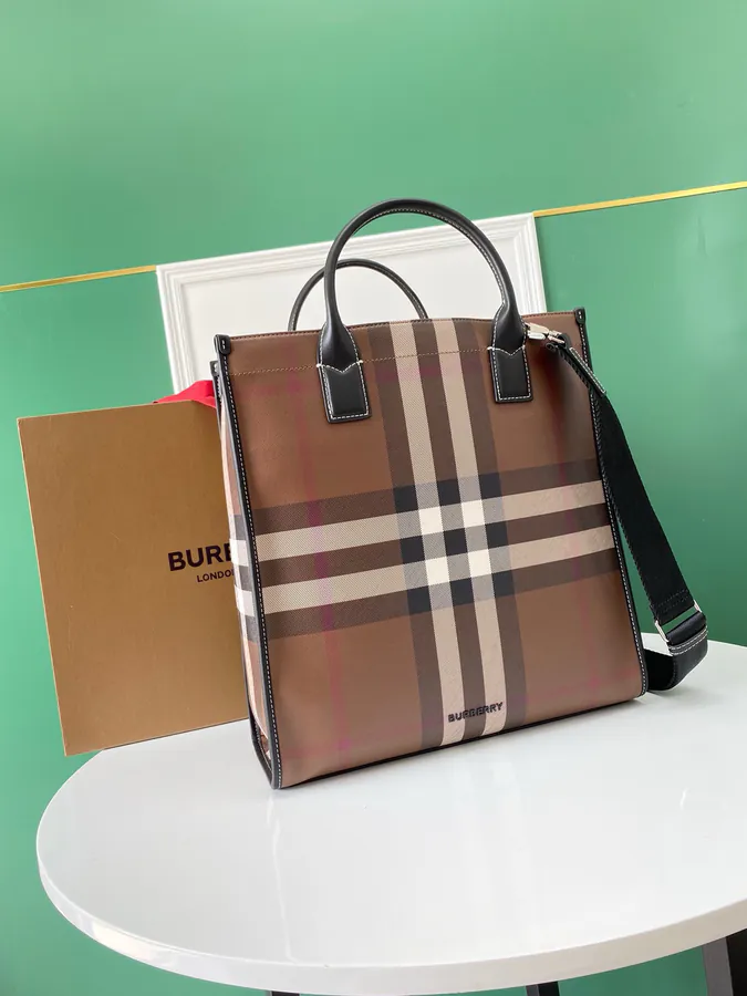 550 B Brand New Tote Bag