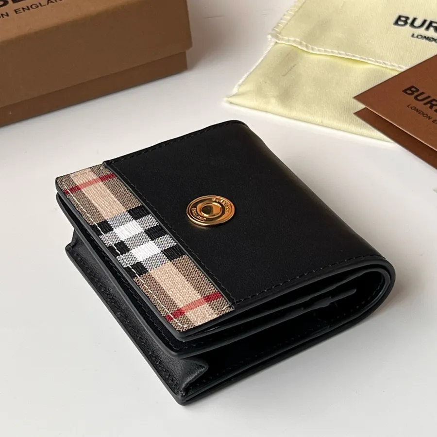 B Family 210 Vintage Check Foldable Wallet