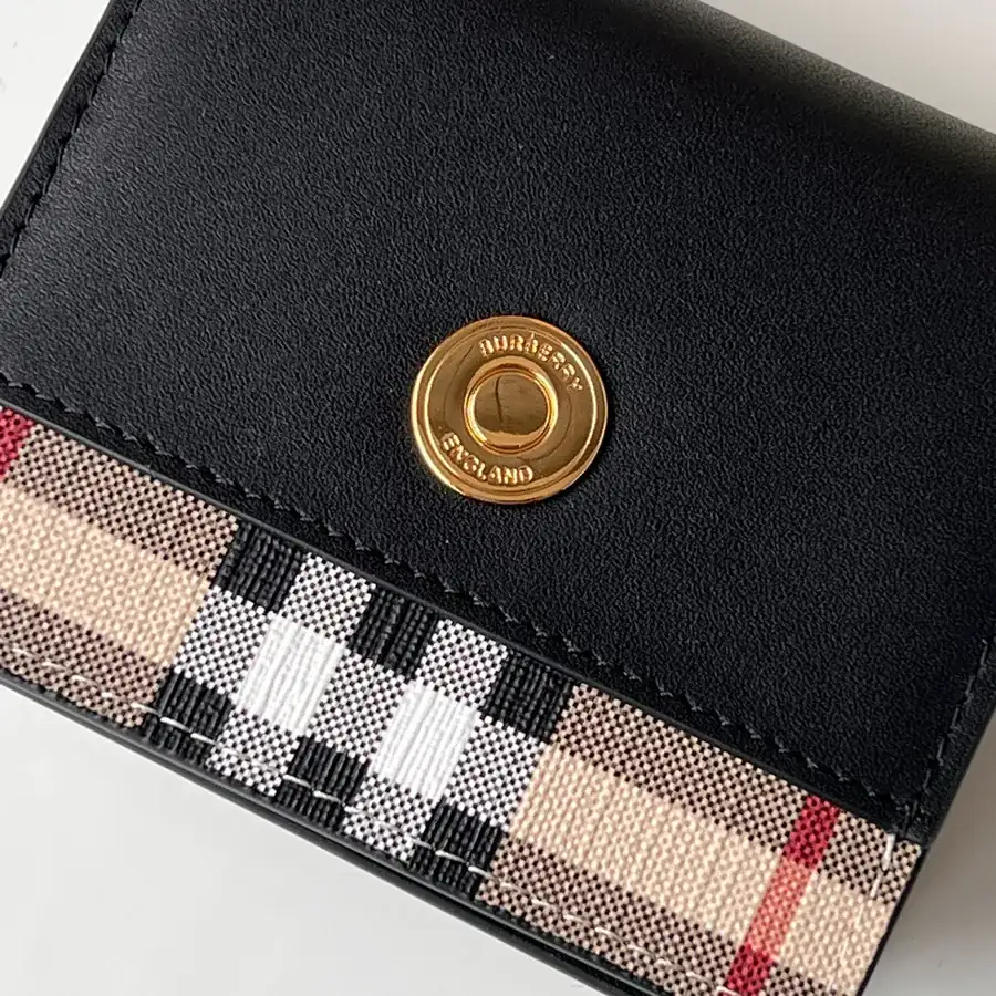 B Family 210 Vintage Check Foldable Wallet
