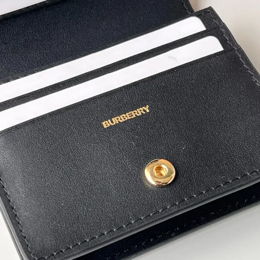 B Family 210 Vintage Check Foldable Wallet
