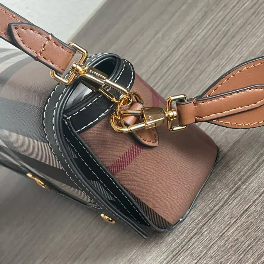 Burberry Ladies Crossbody Bag with Handle and Shoulder Strap
