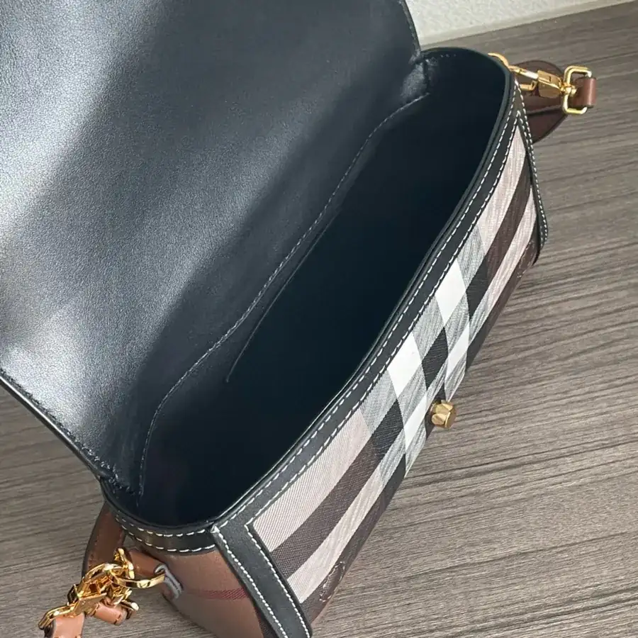 Burberry Ladies Crossbody Bag with Handle and Shoulder Strap