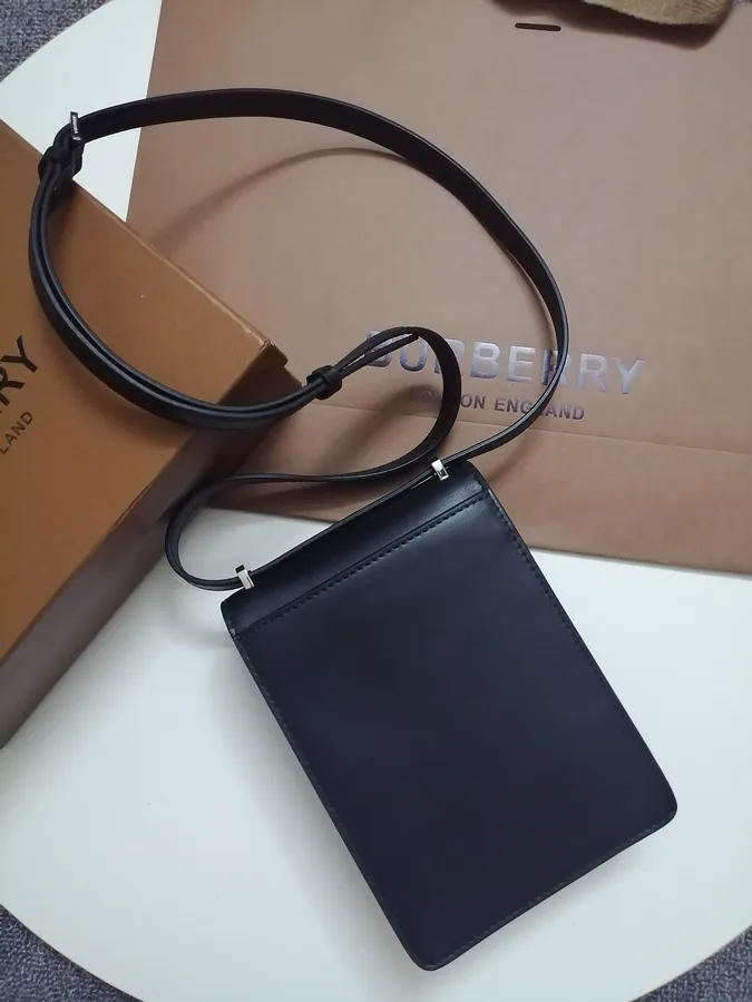 B Family New Mini Stand Up Robin Bag
