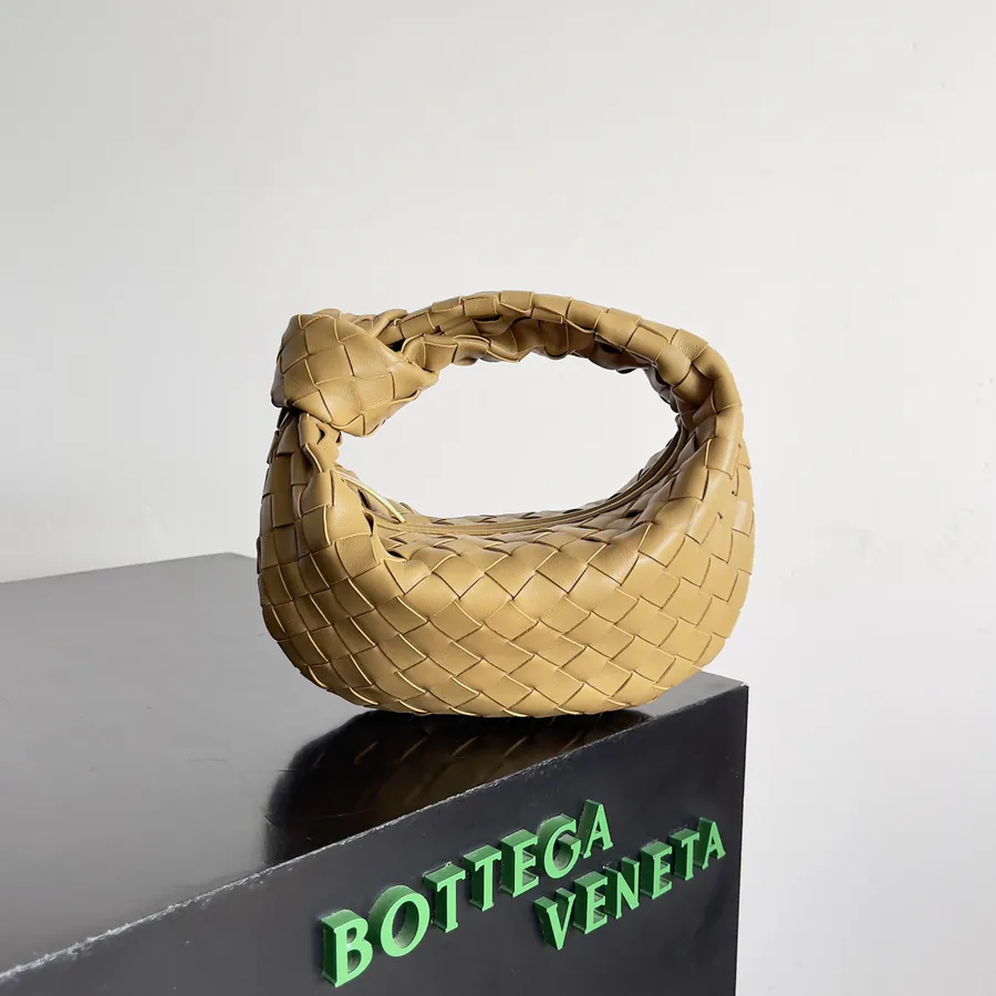 Bottega Veneta Latest Knotted Hobo