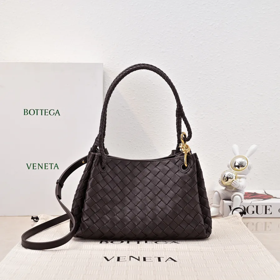 BOTTEGA VENETA 2025 Autumn New Medium Parachuta