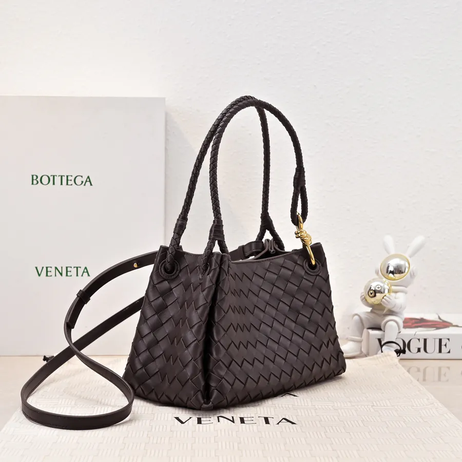 BOTTEGA VENETA 2025 Autumn New Medium Parachuta