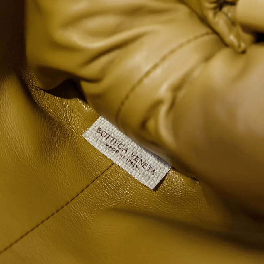 Bottega Venetia Lauren 1980 Bucket Bag