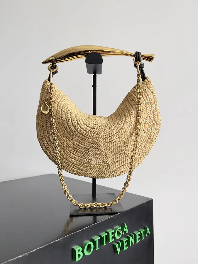 BOTTEGA VENETA SARDIE Bucket Bag Lightweight Grass Texture