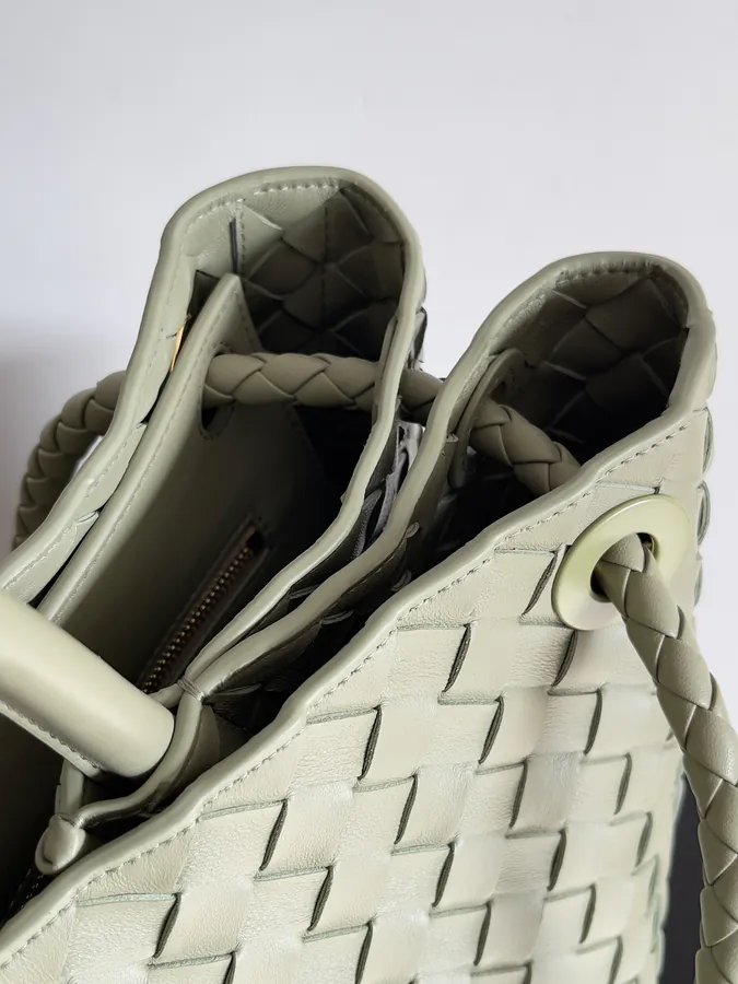 Bottega Veneta Summer Collection Andiamo Handbag