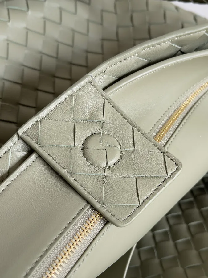 Bottega Veneta Summer Collection Andiamo Handbag