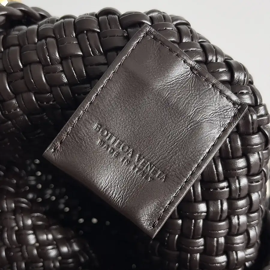BV Classic Intrecciato Tote A Timeless Luxury Handbag