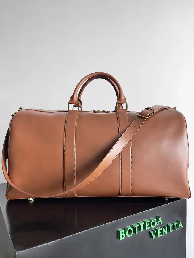 Bottega Veneta Vintage Travel Bag with Classic Design