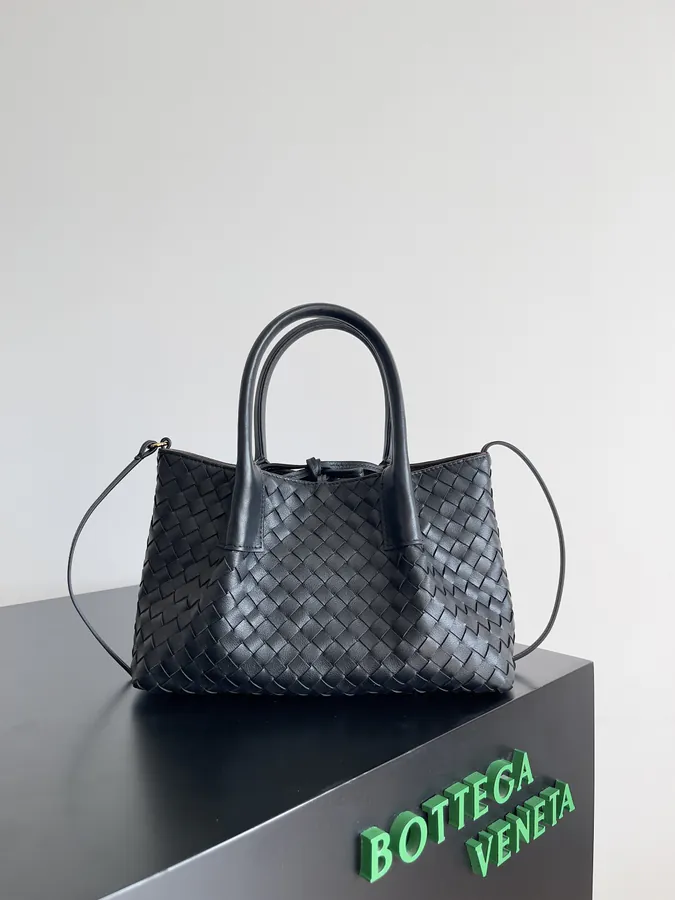 BOTTEGA VENETA Pinacoteca Bucket Bag
