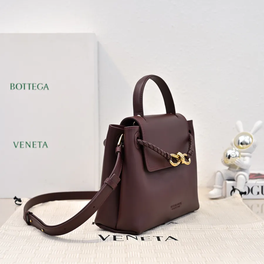 Bv Ciao Ciao Handbag Mini Size, Elegant and Practical