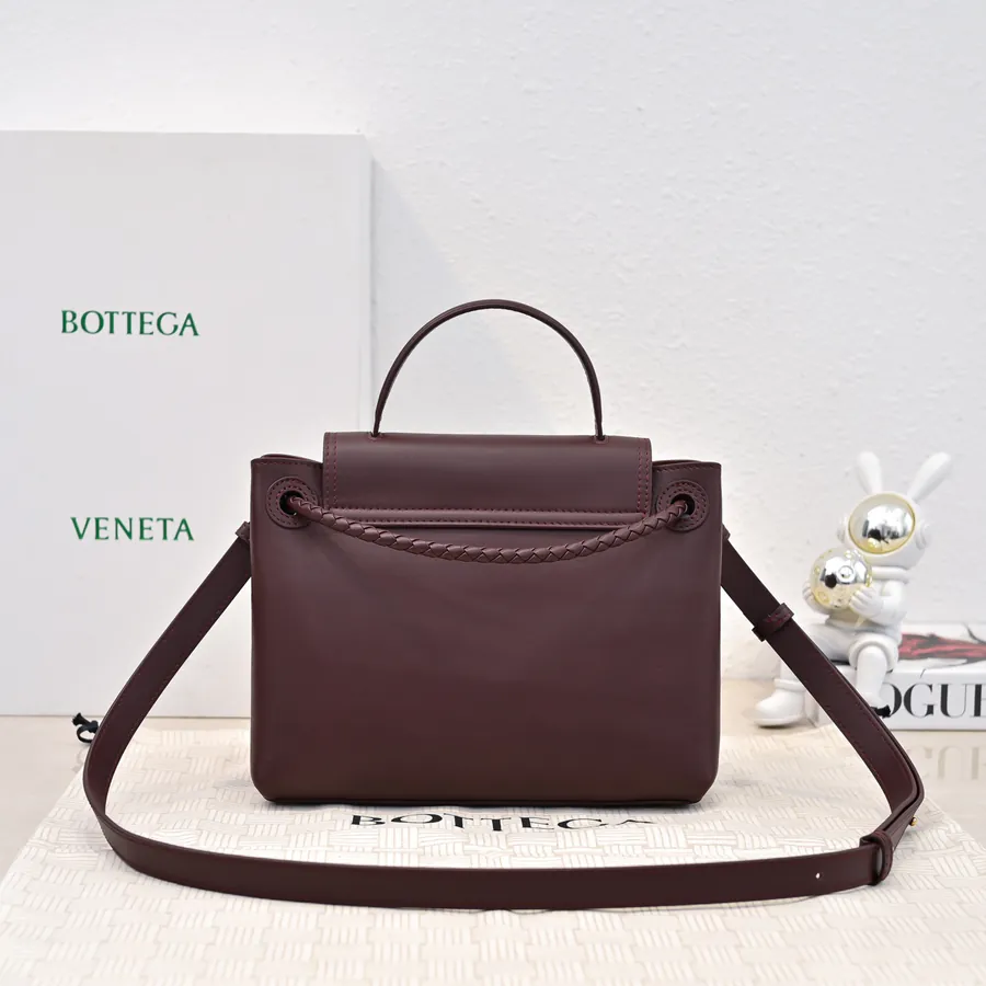 Bv Ciao Ciao Handbag Mini Size, Elegant and Practical