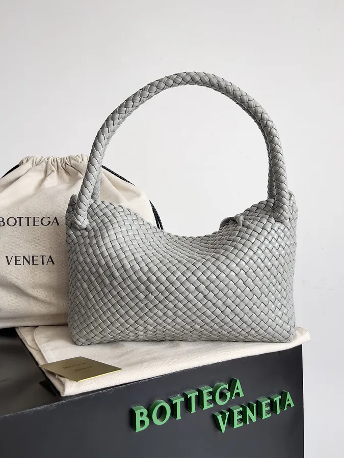 Bv Collection Intrecciato Bucket Bag
