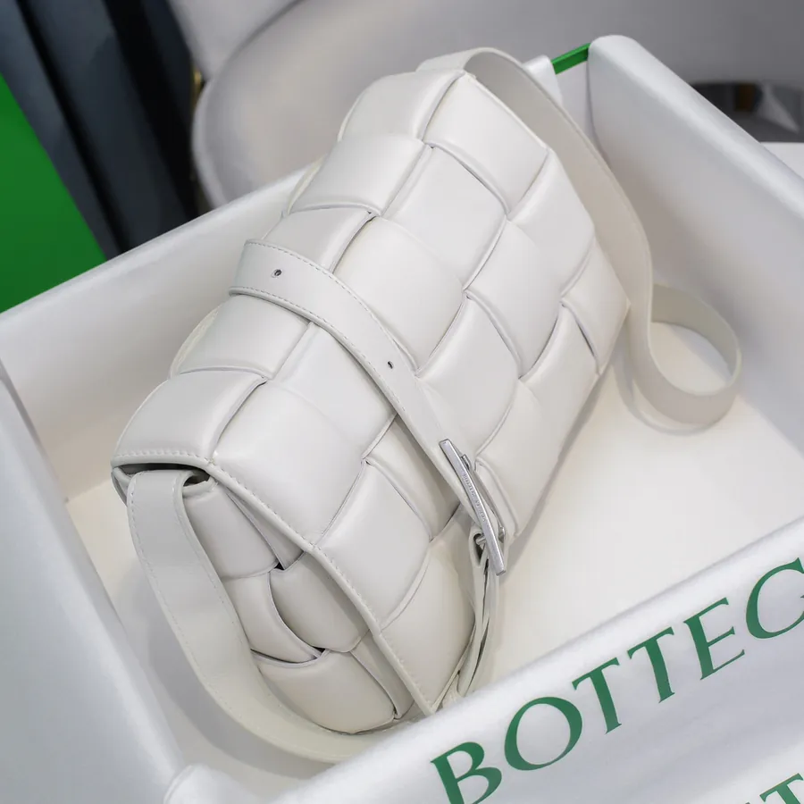 2021 BV Cassette Pillow Bag Vintage Style