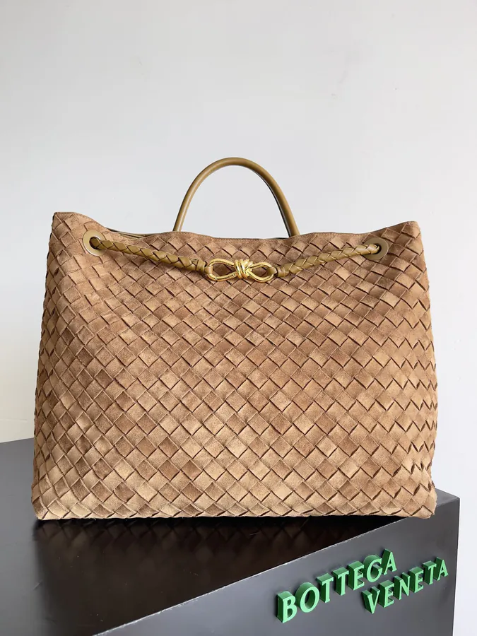 Bottega Veneta Summer Collection Andiamo Tote