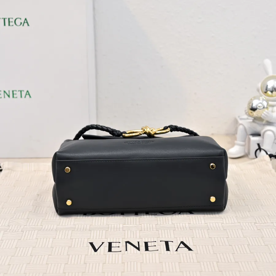 Bv Ciao Ciao Handbag Mini Size, Elegant and Practical