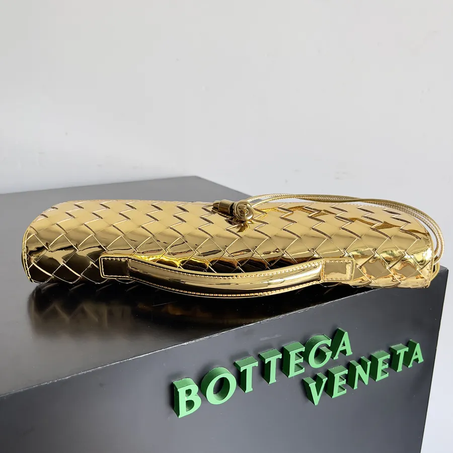BV Andiamo Evening Handbag, Elegant and Timeless
