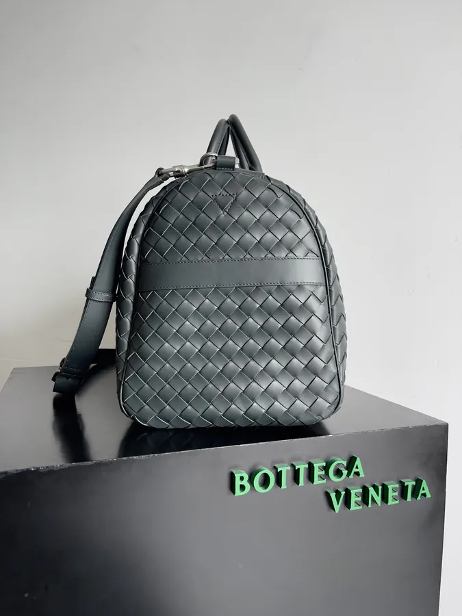 BV Woven Travel Bag A Distinctive Travel Companion