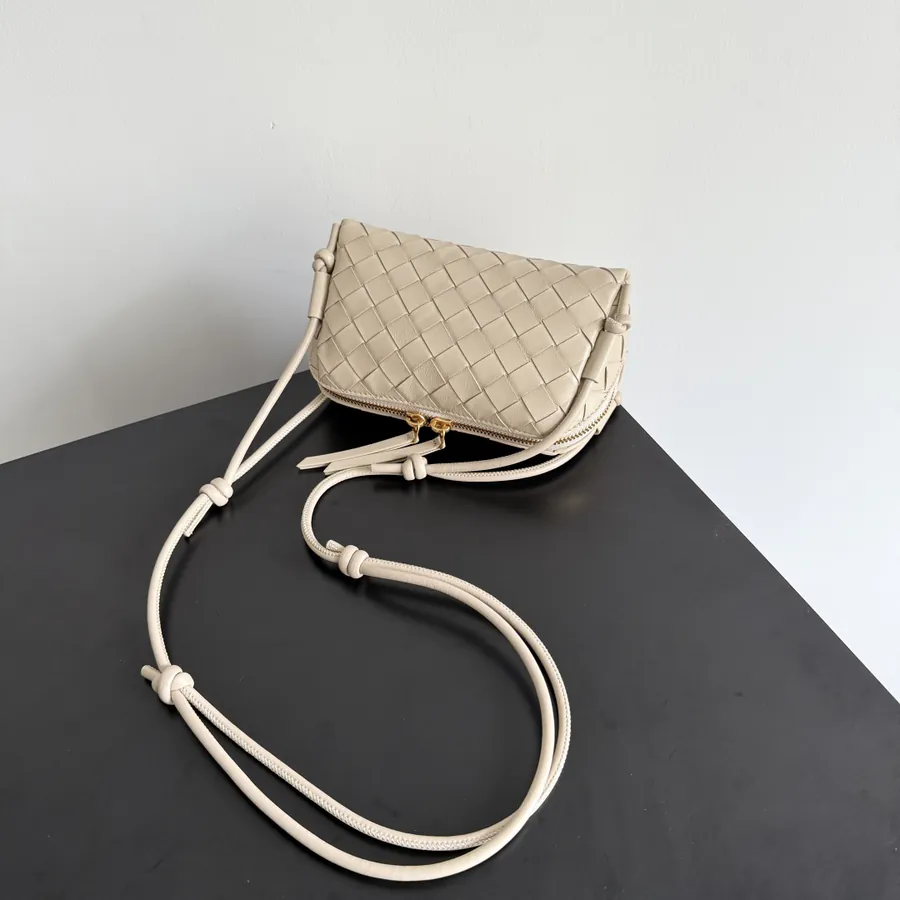 BV New Mini Bag Concert Pouch