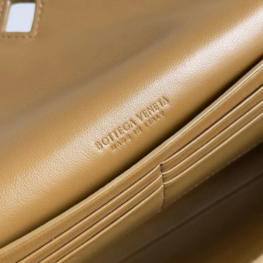 BV Andiamo Evening Handbag