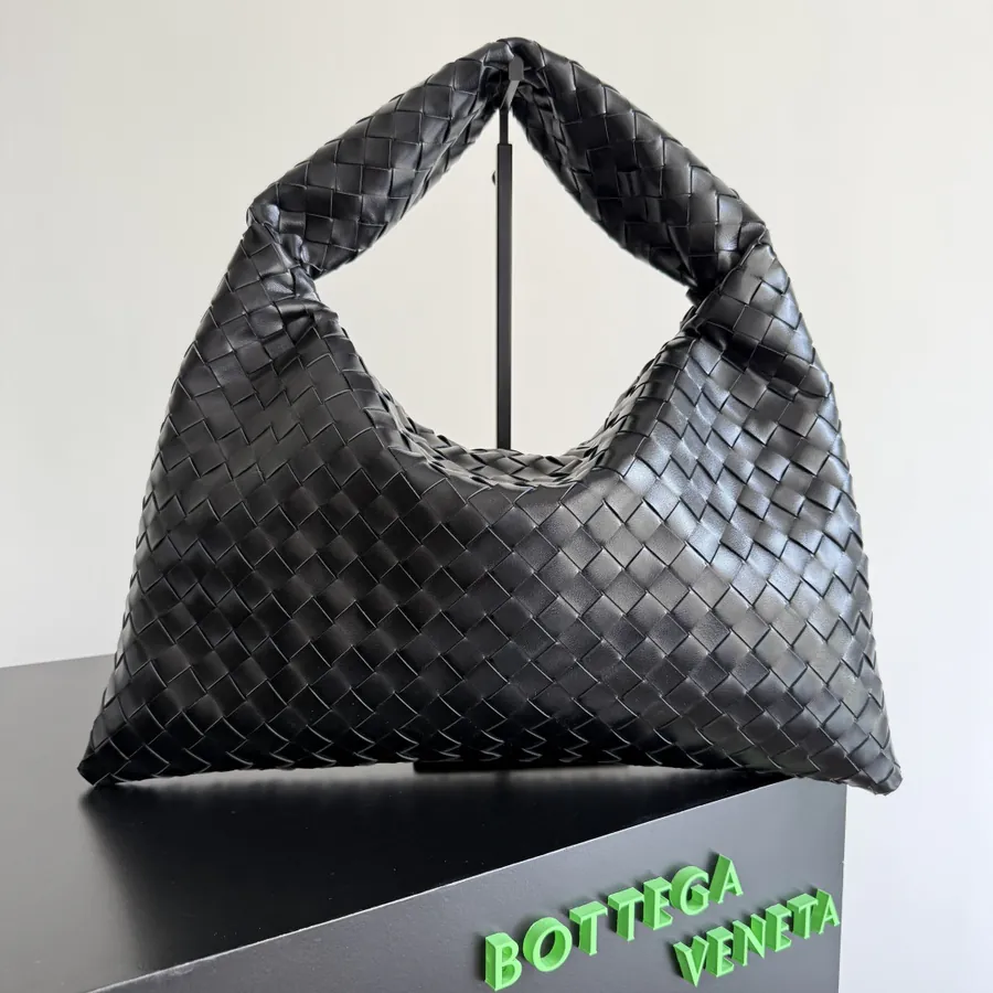 Bottega Veneta Hop Large Bucket Bag