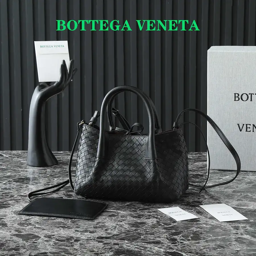 BV25 Mini Pinacoteca Dual Tone Bag