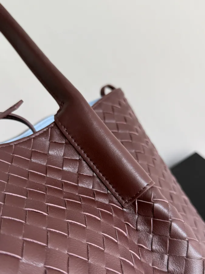 Bottega Veneta 2025 New Collection PINACOTECA Bag