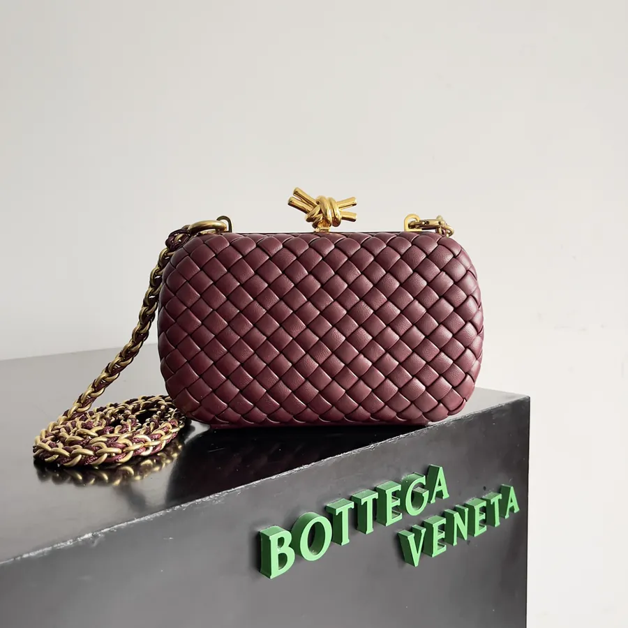 BOTTEGA VENETA Ladies KNOT Evening Bag Chain Edition
