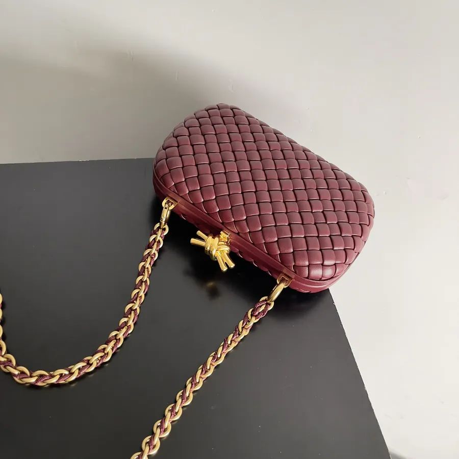 BOTTEGA VENETA Ladies KNOT Evening Bag Chain Edition